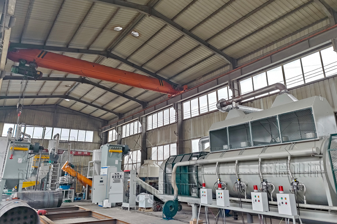 山西污泥連續式炭化爐現場 山西污泥連續式炭化爐現場